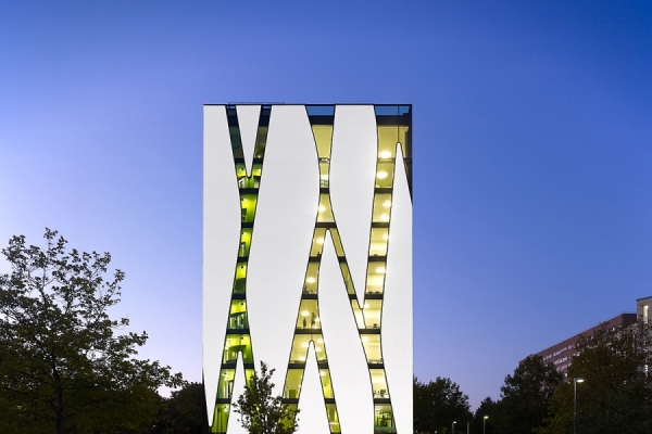 Photograph Guido Erbring Oase Duesseldorf Germany on One Eyeland